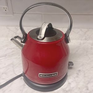 KitchenAid Stainless Steel Electric Water Tea Kettle Removble Base Red